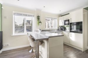 Kitchen- click for photo gallery